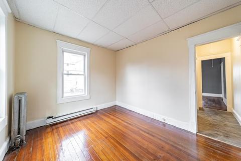 38 Longview St, Springfield, MA 01108 photo 13