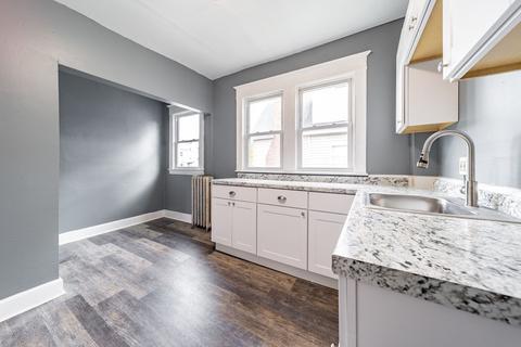 38 Longview St, Springfield, MA 01108 photo 17