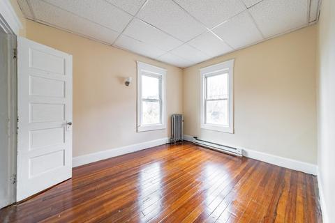 38 Longview St, Springfield, MA 01108 photo 12