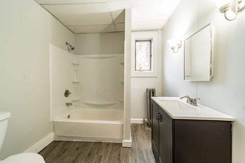 38 Longview St, Springfield, MA 01108 photo 11