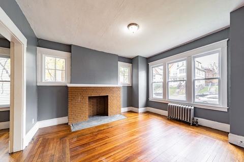 38 Longview St, Springfield, MA 01108 photo 6