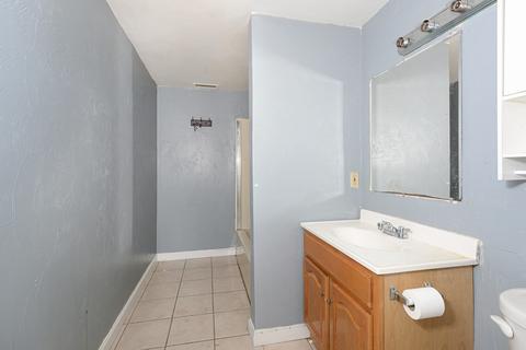 85 Ingleside Ave, Worcester, MA 01604 photo 39