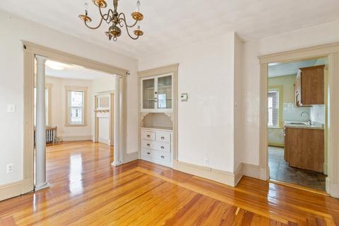 25 Peirce Ave, Everett, MA 02149 photo 4