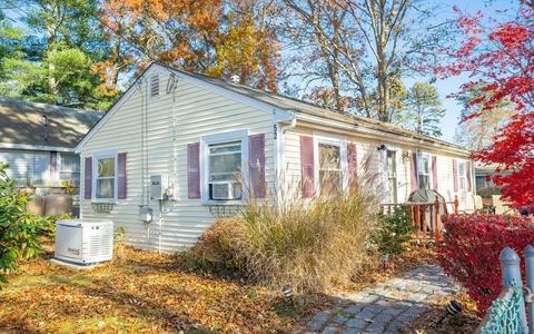 52 Rosepoint Ave, Wareham, MA 02576 photo 3