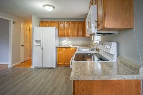 16 Partridge Dr, Springfield, MA 01119 photo 10