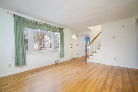 130 Harkness Ave, Springfield, MA 01118 photo 12