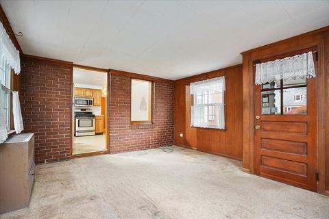 130 Harkness Ave, Springfield, MA 01118 photo 14