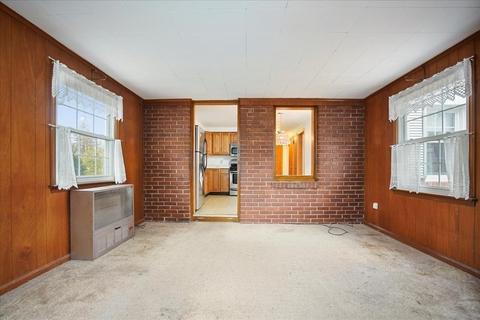 130 Harkness Ave, Springfield, MA 01118 photo 13