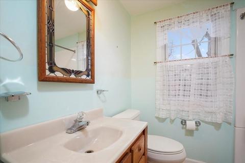 130 Harkness Ave, Springfield, MA 01118 photo 18