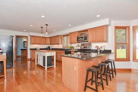 115 Chestnut St, Upton, MA 01568 photo 17