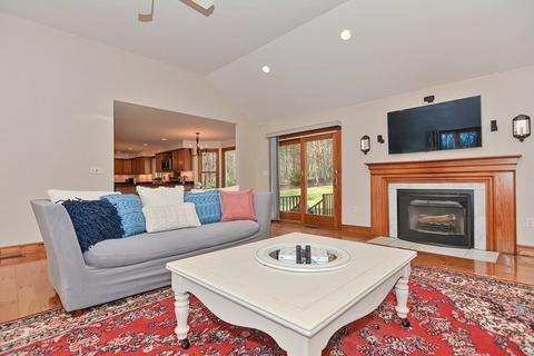 115 Chestnut St, Upton, MA 01568 photo 20