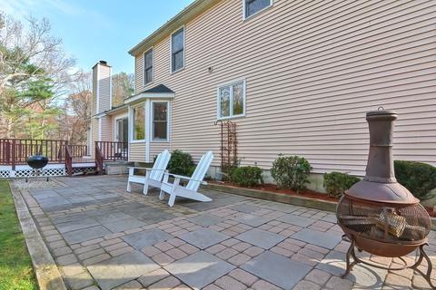 115 Chestnut St, Upton, MA 01568 photo 37
