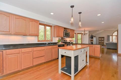 115 Chestnut St, Upton, MA 01568 photo 11