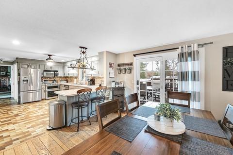 35 Savory Dr, Chicopee, MA 01020 photo 4