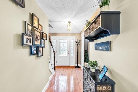 35 Savory Dr, Chicopee, MA 01020 photo 17