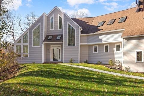 165 Lazell St, Hingham, MA 02043 photo 1