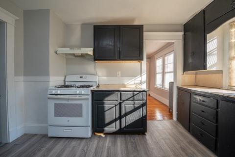 74 Denver St, Springfield, MA 01109 photo 11