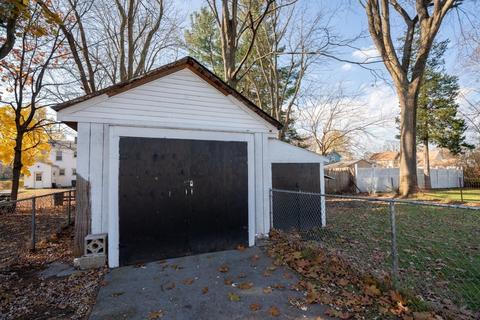 74 Denver St, Springfield, MA 01109 photo 32