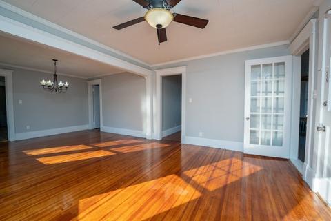 74 Denver St, Springfield, MA 01109 photo 3
