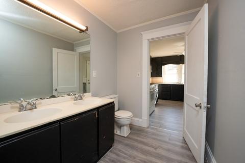 74 Denver St, Springfield, MA 01109 photo 16