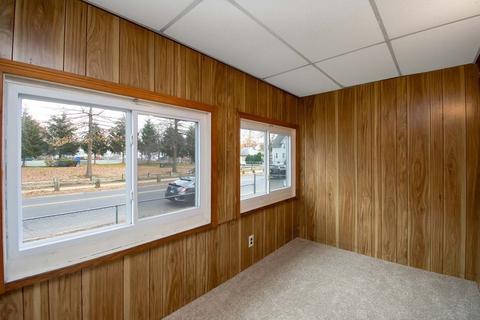 604 Armory St, Springfield, MA 01104 photo 7
