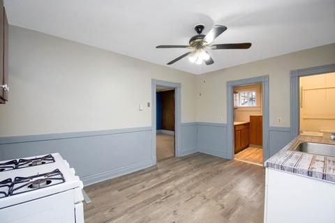 604 Armory St, Springfield, MA 01104 photo 5