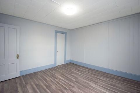 604 Armory St, Springfield, MA 01104 photo 25