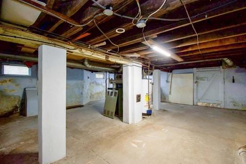 604 Armory St, Springfield, MA 01104 photo 34