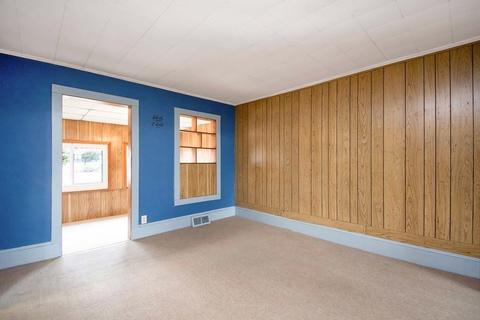 604 Armory St, Springfield, MA 01104 photo 11