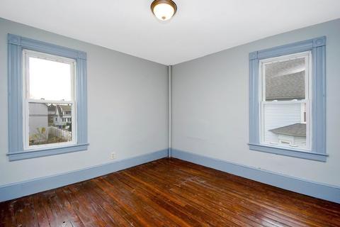 604 Armory St, Springfield, MA 01104 photo 26