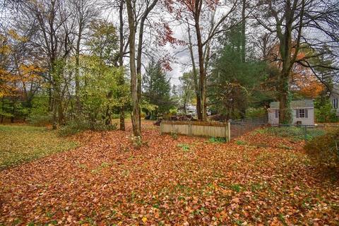 15 Ruthven St, Springfield, MA 01128 photo 33