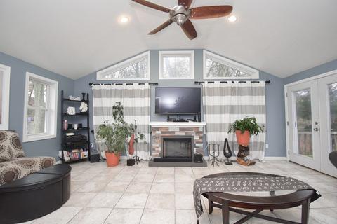 15 Ruthven St, Springfield, MA 01128 photo 9