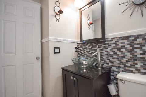 15 Ruthven St, Springfield, MA 01128 photo 29