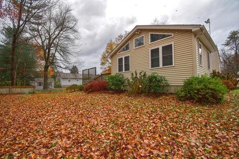 15 Ruthven St, Springfield, MA 01128 photo 32