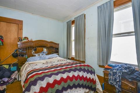 213 Pine St, Gardner, MA 01440 photo 10