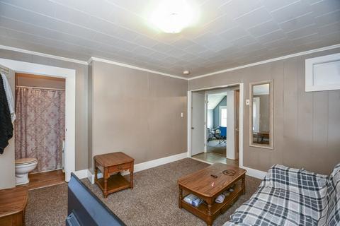213 Pine St, Gardner, MA 01440 photo 16