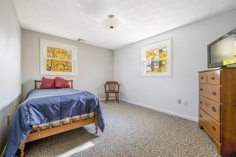 35 Devine Rd, Randolph, MA 02368 photo 8