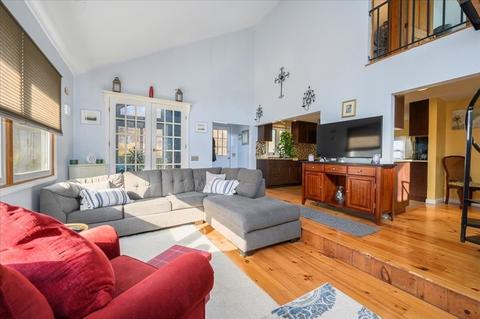 15 Lincoln St, Wareham, MA 02571 photo 4