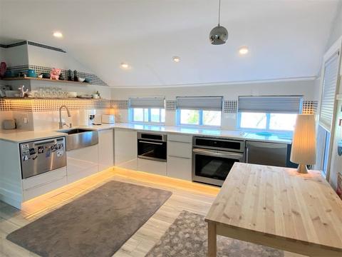 534 Woodman St, Fall River, MA 02724 photo 13