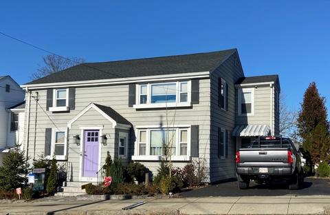 534 Woodman St, Fall River, MA 02724 photo 1