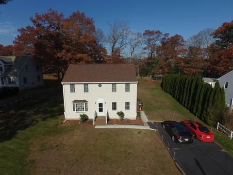 8 Riverside Dr, Webster, MA 01570 photo 1
