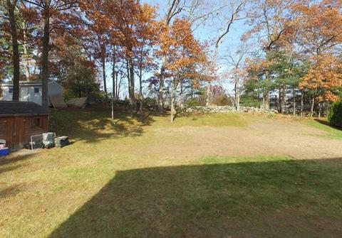 8 Riverside Dr, Webster, MA 01570 photo 4