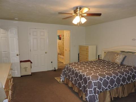 8 Riverside Dr, Webster, MA 01570 photo 25