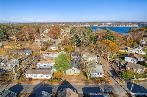 18 Shore Ave, Wareham, MA 02571 photo 3