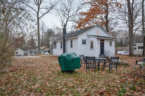 33 Page Ave, Ashburnham, MA 01430 photo 4