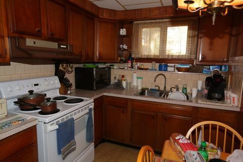 136 Oxford, Fall River, MA 02721 photo 24
