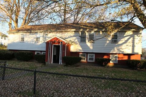 136 Oxford, Fall River, MA 02721 photo 1
