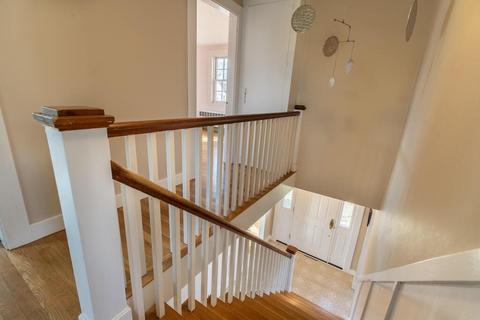 8 Gary Ave, Beverly, MA 01915 photo 18
