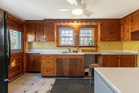 8 Gary Ave, Beverly, MA 01915 photo 13