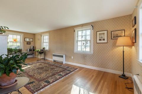 8 Gary Ave, Beverly, MA 01915 photo 6